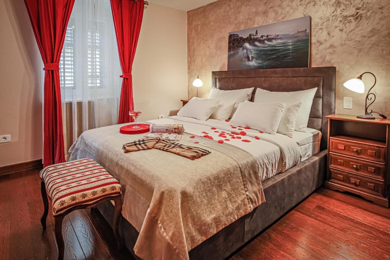 Theatre Luxury Rooms Split Buitenkant foto