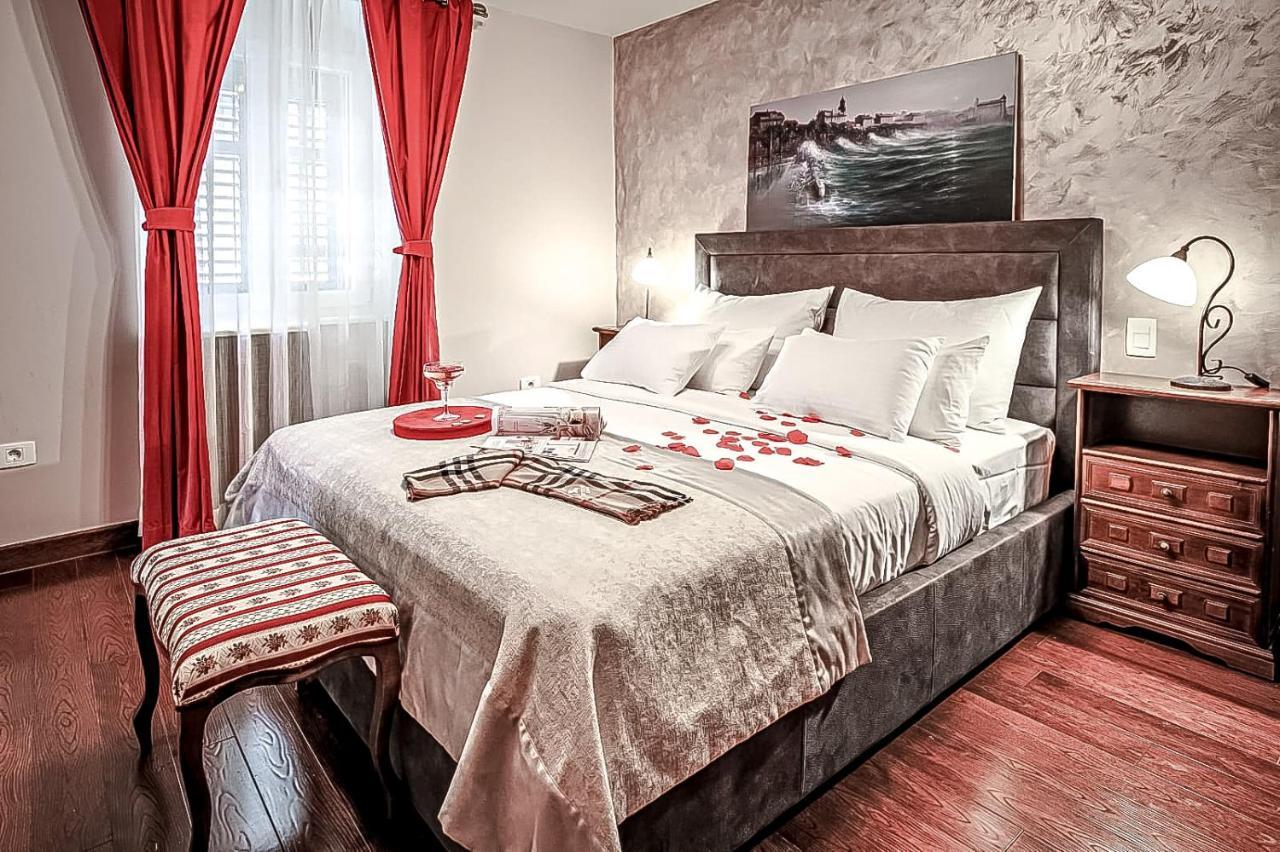 Theatre Luxury Rooms Split Buitenkant foto
